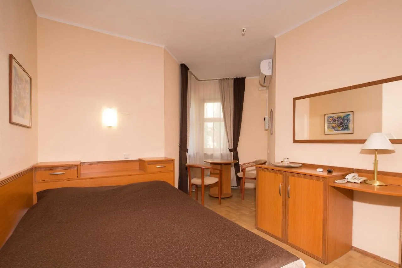 Zhayvir Hotel Kyiv