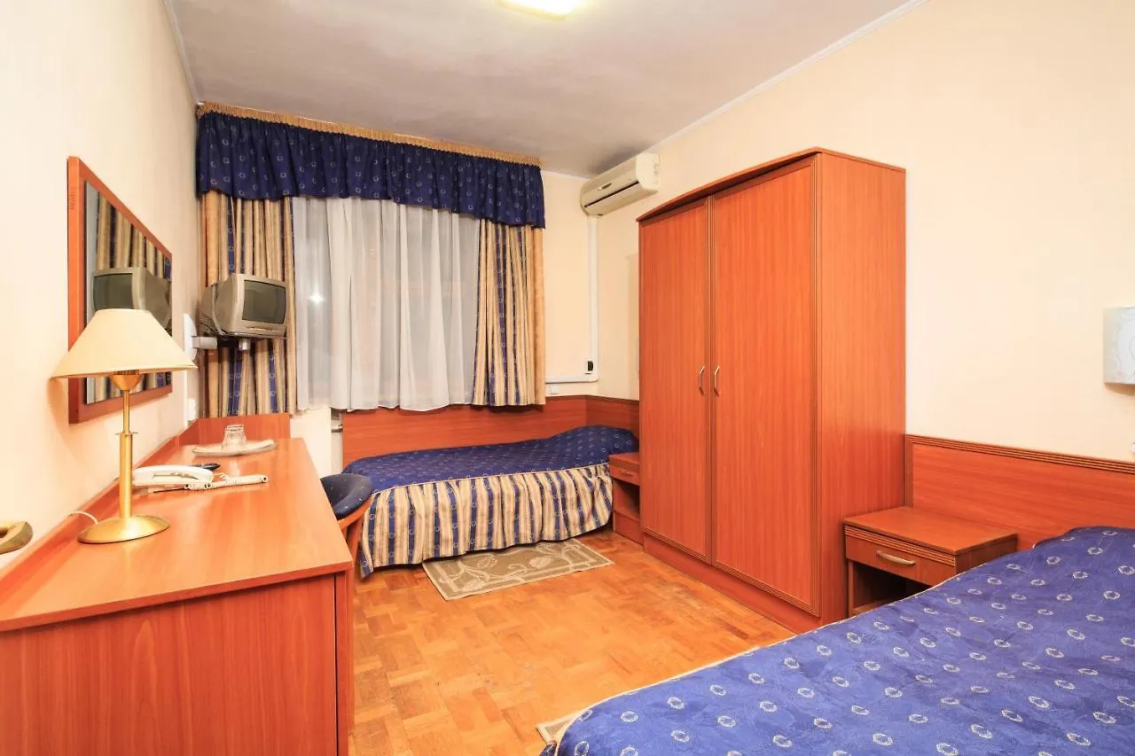 Zhayvir Hotel Kyiv