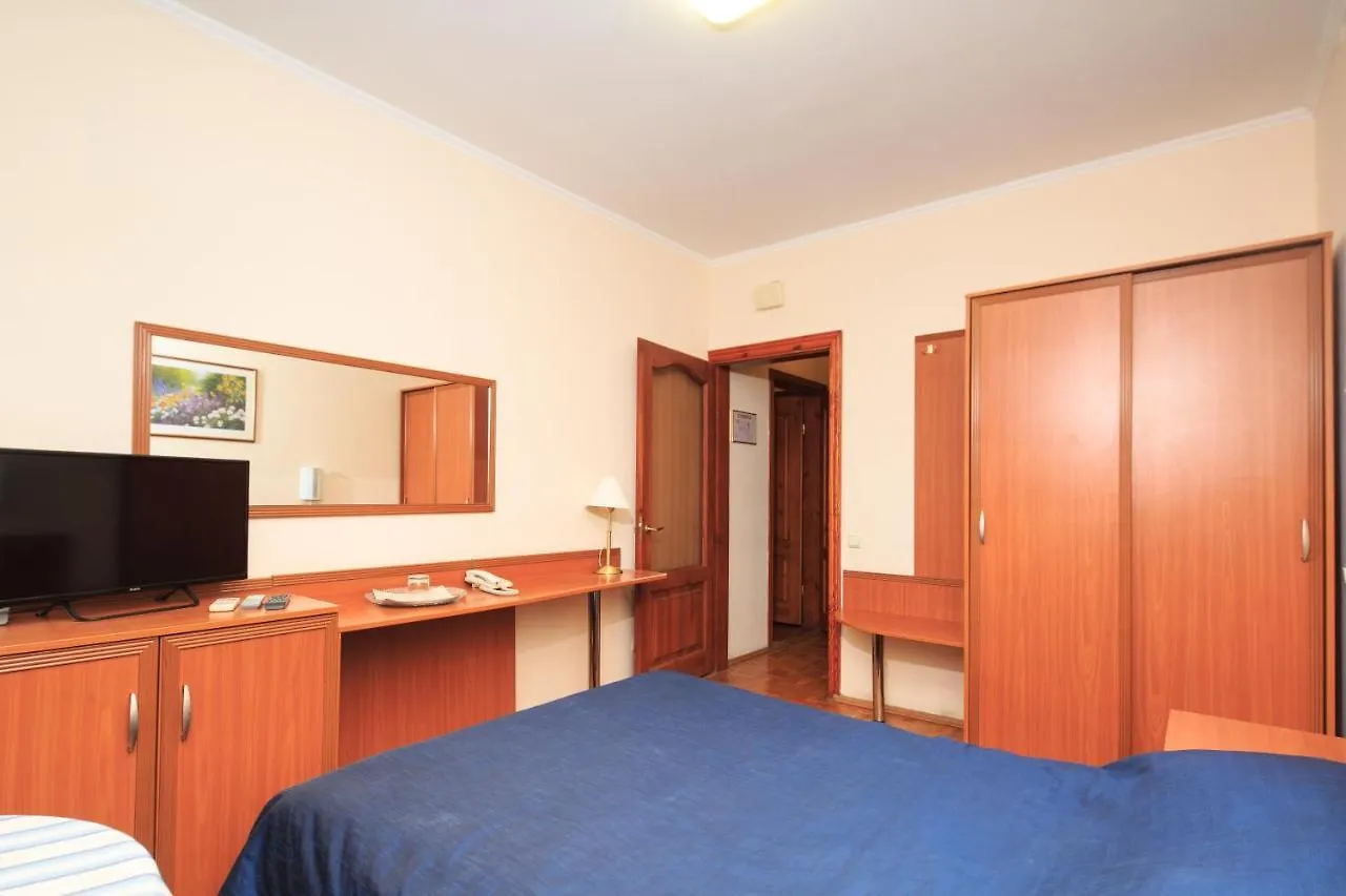 Zhayvir Hotel Kyiv
