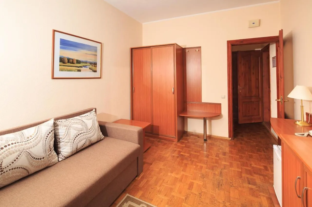 Zhayvir Hotel Kyiv